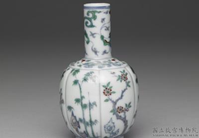 图片[2]-Vase with floral decoration in doucai enamels, Qing dynasty, Yongzheng reign (1723-1735)-China Archive